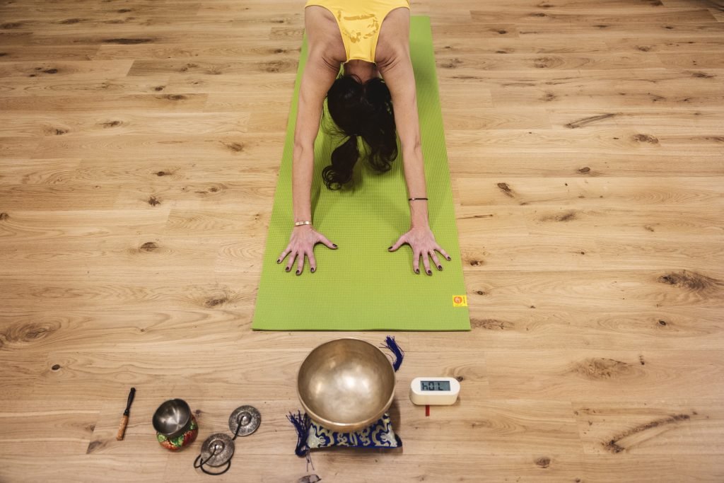 photo RONDE ATELIER RITUEL DE PURIFICATION DES CHAKRAS (2)